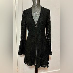 WAYF Black Floral Lace Zip Front Flare Long Bell Sleeve Dress Size L